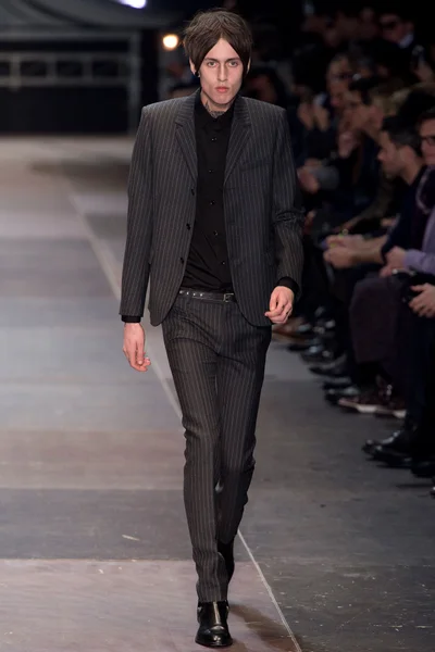 Look 5